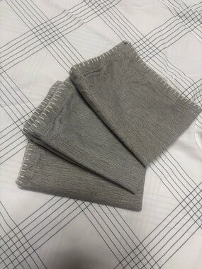 3 Vintage House Thick Gray Knit Placemats with Contrast Stitching